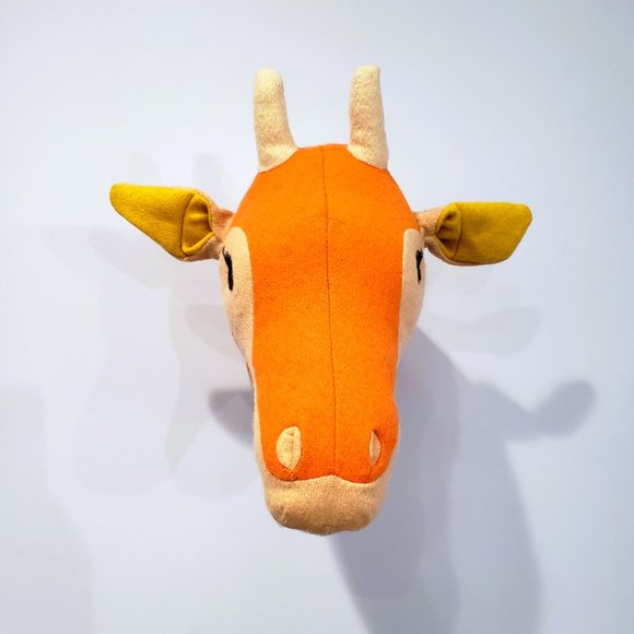 Plush Giraffe Mounted Head Trophy Kid Orange Wall Hanging 2016 Target Pillowfort - Picture 2 of 7